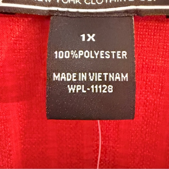NYC Women's Vibrant Red Button-Down Shirt - Picture 2 of 2